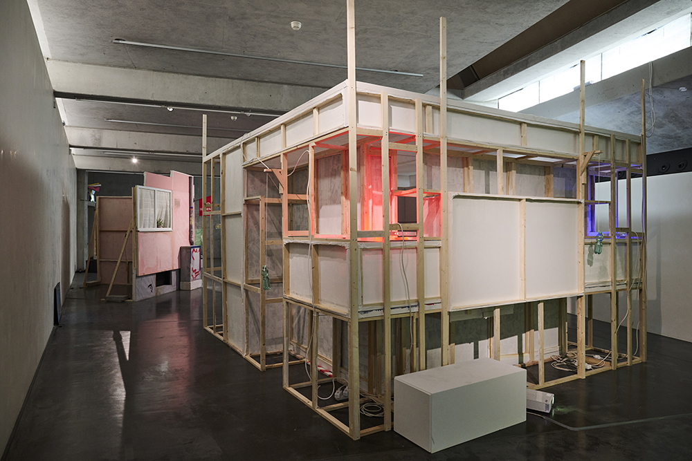 Gabi Blum, Ansicht Kubus Klappk&uuml;che, Kunsthaus Kaufbeuren